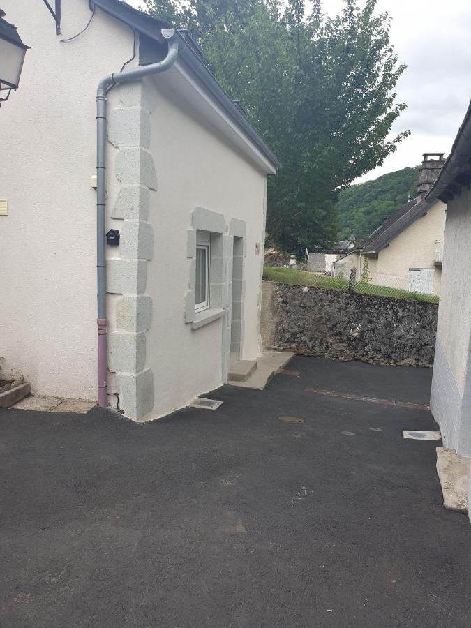 La Maison De Jade Soursac Exterior foto